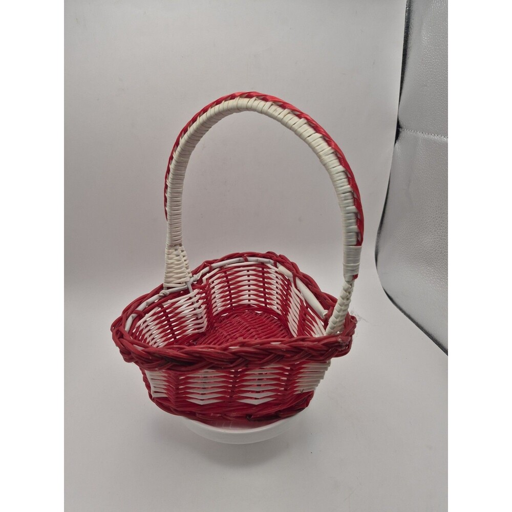 Heart Shaped Vintage Rattan Red & White Basket W/ Handle, 8” Wide